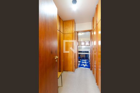 Casa à venda com 389m², 3 quartos e 3 vagasCloset da suíte 4
