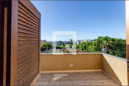 Casa à venda com 389m², 3 quartos e 3 vagasVista da Sacada