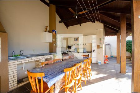 Casa à venda com 389m², 3 quartos e 3 vagasChurrasqueira