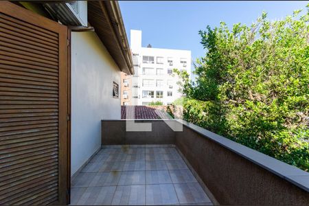 Casa à venda com 389m², 3 quartos e 3 vagasSacada Quarto 2