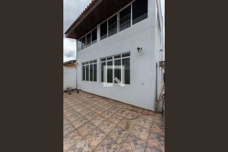Casa à venda com 462m², 2 quartos e 7 vagas