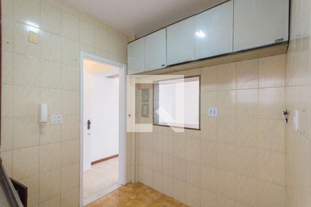 Apartamento para alugar com 57m², 3 quartos e sem vaga Apartamento para alugar com 57m², 3 quartos e sem vagaCozinha e Área de Serviço