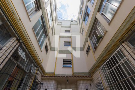 Apartamento para alugar com 57m², 3 quartos e sem vaga Apartamento para alugar com 57m², 3 quartos e sem vagaFachada