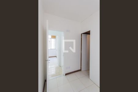 Apartamento para alugar com 57m², 3 quartos e sem vaga Apartamento para alugar com 57m², 3 quartos e sem vagaQuarto 3