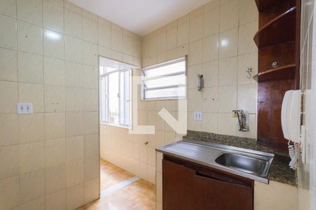 Apartamento para alugar com 57m², 3 quartos e sem vaga Apartamento para alugar com 57m², 3 quartos e sem vagaCozinha e Área de Serviço