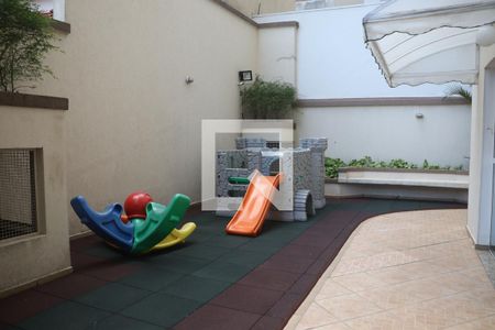 Apartamento à venda com 140m², 2 quartos e 2 vagasÁrea Comum - Playground
