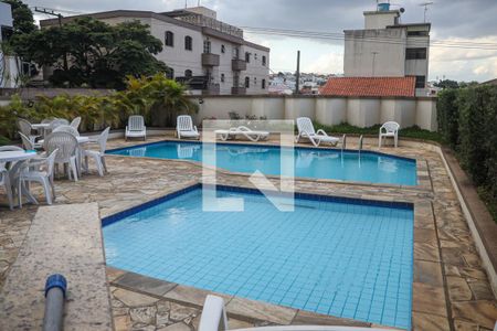 Apartamento à venda com 140m², 2 quartos e 2 vagasÁrea comum - Piscina