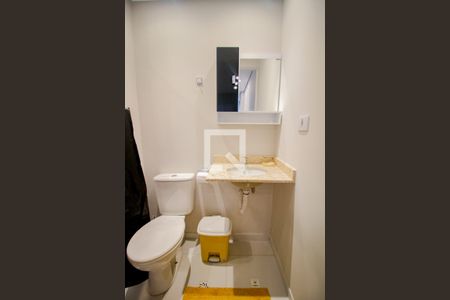 Banheiro de apartamento para alugar com 1 quarto, 25m² em Santana, São Paulo