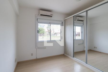 Quarto 1 suite de apartamento para alugar com 3 quartos, 69m² em Vila Ipiranga, Porto Alegre