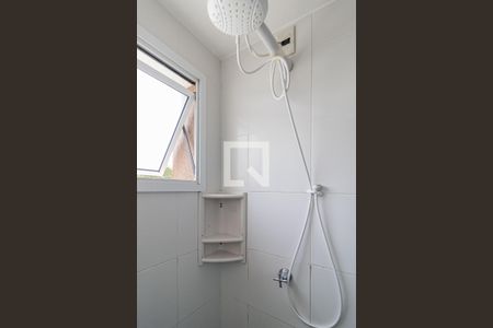 Banheiro da suite de apartamento à venda com 3 quartos, 69m² em Vila Ipiranga, Porto Alegre