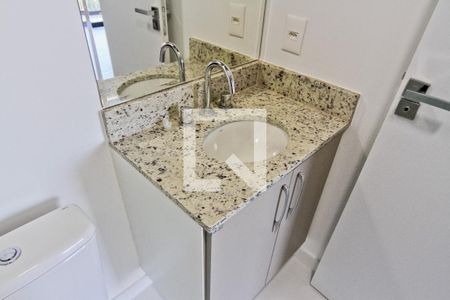 Studio para alugar com 33m², 1 quarto e sem vaga Studio para alugar com 33m², 1 quarto e sem vagaBanheiro