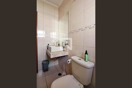 Banheiro da Suíte de casa à venda com 2 quartos, 250m² em Vila Junqueira, Santo André