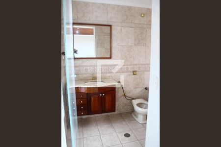 Casa para alugar com 132m², 3 quartos e 2 vagasBanheiro da Suíte