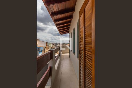 Casa à venda com 360m², 4 quartos e 7 vagasSacada da Suite - Cs1