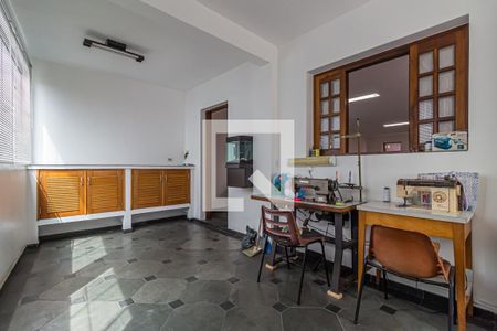 Casa à venda com 360m², 4 quartos e 7 vagasAcesso Garagem