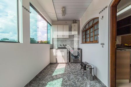 Casa à venda com 360m², 4 quartos e 7 vagasÁrea de Serviço - Cs1