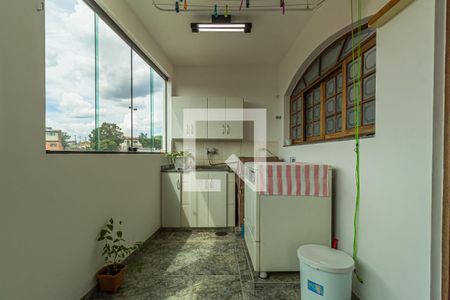 Casa à venda com 360m², 4 quartos e 7 vagasÁrea de Serviço - Cs2