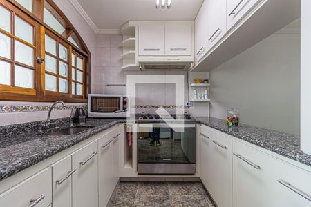 Casa à venda com 360m², 4 quartos e 7 vagasCozinha - Cs2