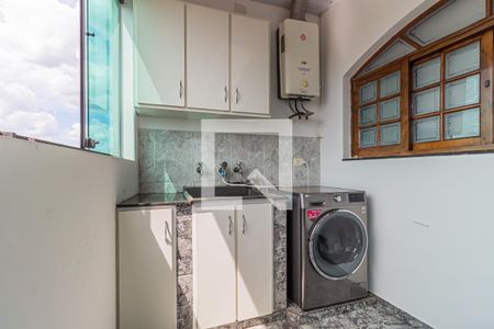 Casa à venda com 360m², 4 quartos e 7 vagasÁrea de Serviço - Cs1