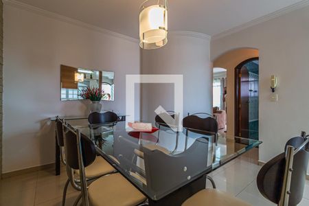 Casa à venda com 360m², 4 quartos e 7 vagasCopa - Cs1