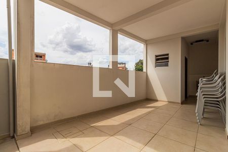 Casa à venda com 360m², 4 quartos e 7 vagasEspaço para Festas