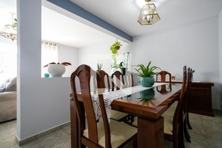 Sala de jantar de casa para alugar com 4 quartos, 256m² em Jardim Monte Alegre, São Paulo
