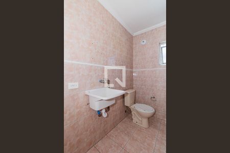 Banheiro e Área de Serviço de apartamento para alugar com 1 quarto, 20m² em Jardim Ataliba Leonel, São Paulo