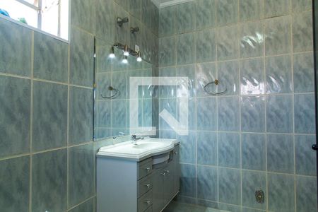 Casa para alugar com 370m², 4 quartos e 3 vagasBanheiro da suíte