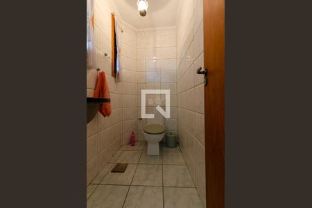 Lavabo de casa à venda com 3 quartos, 220m² em Ipanema, Porto Alegre