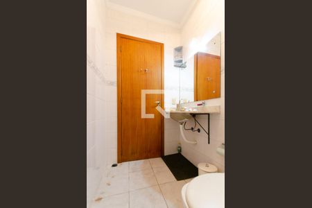 Casa à venda com 220m², 3 quartos e 3 vagasBanheiro