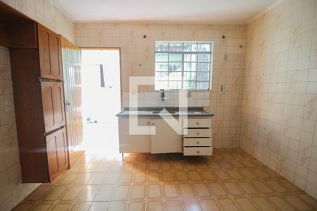 Casa para alugar com 120m², 3 quartos e 1 vagacozinha