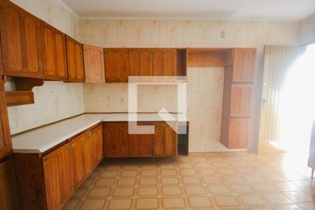 Casa para alugar com 120m², 3 quartos e 1 vagacozinha