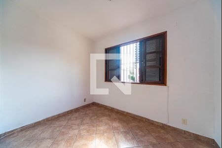 Casa à venda com 205m², 4 quartos e 3 vagas Casa à venda com 205m², 4 quartos e 3 vagasQuarto 1