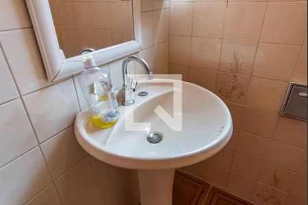 Pia  de casa à venda com 4 quartos, 205m² em Vila Floresta, Santo André