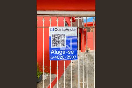 Casa à venda com 205m², 4 quartos e 3 vagas Casa à venda com 205m², 4 quartos e 3 vagasPlaca instalada na Fachada