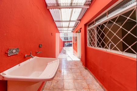 Casa à venda com 205m², 4 quartos e 3 vagas Casa à venda com 205m², 4 quartos e 3 vagasÁrea de Serviço