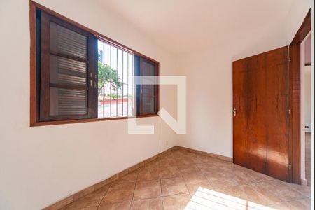 Casa à venda com 205m², 4 quartos e 3 vagas Casa à venda com 205m², 4 quartos e 3 vagasQuarto 1