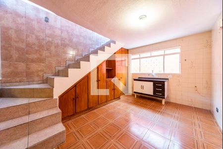 Casa à venda com 205m², 4 quartos e 3 vagas Casa à venda com 205m², 4 quartos e 3 vagasCozinha