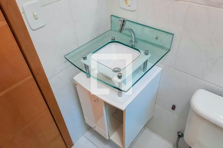 Apartamento à venda com 61m², 2 quartos e 1 vagaBanheiro Social