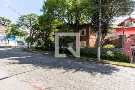 Casa à venda com 232m², 3 quartos e 2 vagasFachada