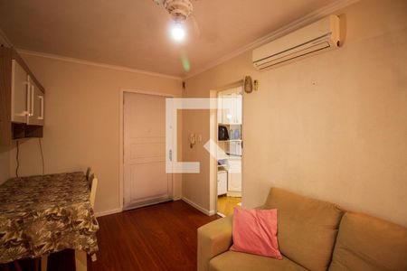 Sala de apartamento à venda com 2 quartos, 54m² em Camaquã, Porto Alegre