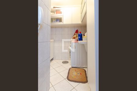 Casa à venda com 166m², 3 quartos e 4 vagas Casa à venda com 166m², 3 quartos e 4 vagasÁrea de Serviço