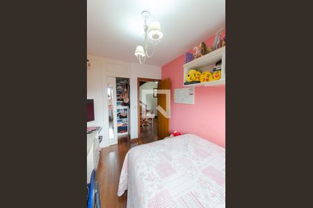 Casa à venda com 166m², 3 quartos e 4 vagas Casa à venda com 166m², 3 quartos e 4 vagasQuarto1