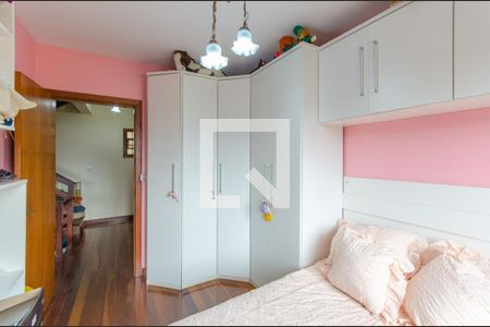 Casa à venda com 166m², 3 quartos e 4 vagas Casa à venda com 166m², 3 quartos e 4 vagasQuarto 2