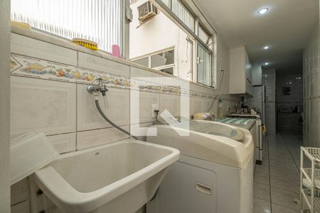 Apartamento à venda com 116m², 3 quartos e 1 vagaÁrea de Serviço