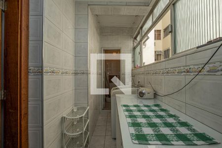 Apartamento à venda com 116m², 3 quartos e 1 vagaÁrea de Serviço