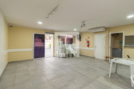 Apartamento para alugar com 45m², 2 quartos e 1 vagaÁrea comum - Salão de festas