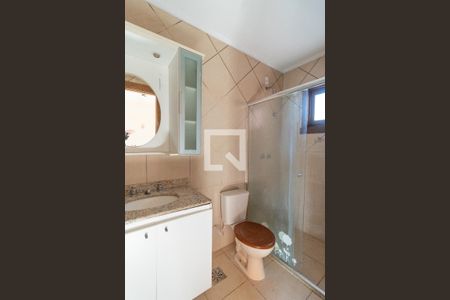 Casa à venda com 172m², 3 quartos e 2 vagas Casa à venda com 172m², 3 quartos e 2 vagasBanheiro 2