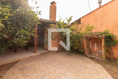 Casa à venda com 172m², 3 quartos e 2 vagas Casa à venda com 172m², 3 quartos e 2 vagasQuintal