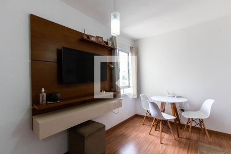 Sala de apartamento para alugar com 2 quartos, 50m² em Jardim Arco-iris, Cotia